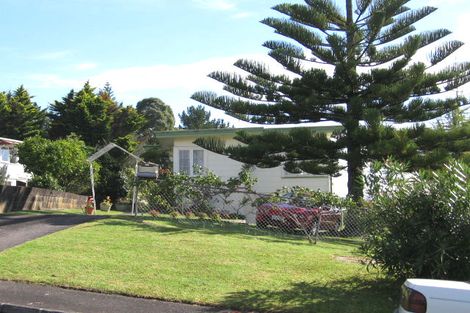 Photo of property in 52 Totara Road, Te Atatu Peninsula, Auckland, 0610