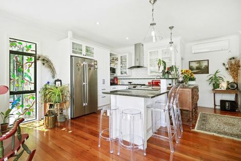 Photo of property in 25 Kahikatea Lane, Brown Owl, Upper Hutt, 5018