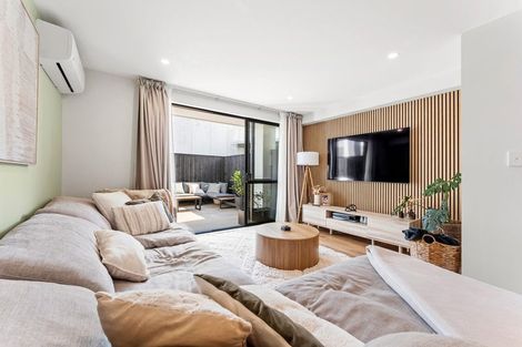 Photo of property in 28 Hinonga Loop, Silverdale, 0932