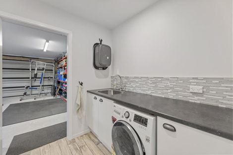 Photo of property in 6a Avoca Drive, Waiareka Junction, Oamaru, 9401