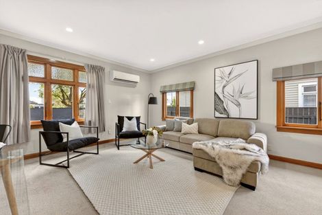 Photo of property in 48 Manapouri Crescent, Hokowhitu, Palmerston North, 4410