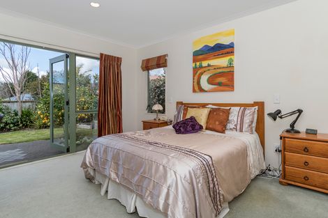 Photo of property in 10 Hawk Place, Welcome Bay, Tauranga, 3112