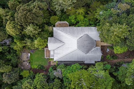 Photo of property in 4 Kereru Grove, Greenhithe, Auckland, 0632