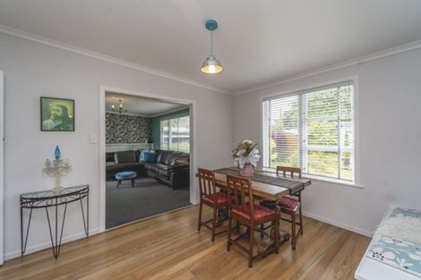 Photo of property in 12 East Street, Greytown, 5712