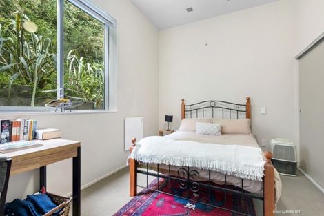 Photo of property in 6/2 Onslow Road, Khandallah, Wellington, 6035