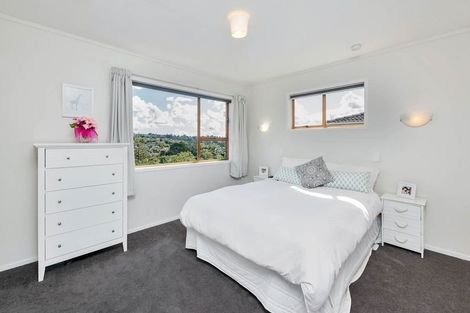 Photo of property in 2/14 Thelma Crescent, Torbay, Auckland, 0630