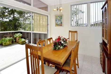 Photo of property in 12 Nor'east Drive, Northcross, Auckland, 0632