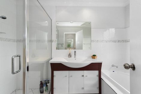 Photo of property in 28 Palliser Drive, Huntington, Hamilton, 3210