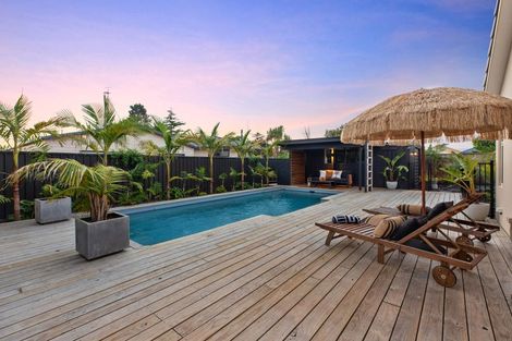 Photo of property in 25 Rosberg Place, Mount Maunganui, 3116