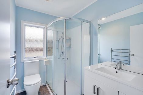 Photo of property in 4 Cedar Place, Hillcrest, Hamilton, 3216