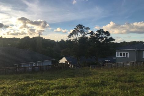 Photo of property in 16 Awarangi Rise, Oratia, Auckland, 0604