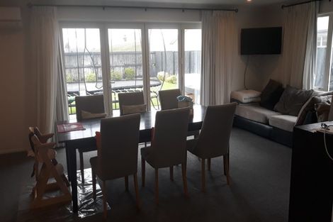 Photo of property in 33 Beachvale Drive, Kaiapoi, 7630