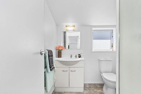 Photo of property in 5b Aaron Place, Brookfield, Tauranga, 3110