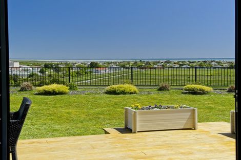 Photo of property in 8 Racecourse Terrace Rise, Hokitika, 7882