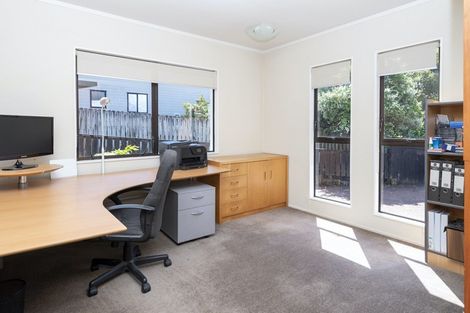 Photo of property in 8 Thurston Place, Bucklands Beach, Auckland, 2012