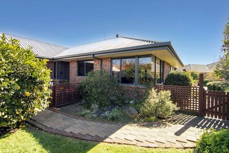 Photo of property in 13 Stagg Place, Brightwater, 7022