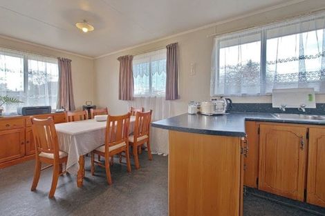 Photo of property in 7 Kirkcaldy Crescent, Flaxmere, Hastings, 4120