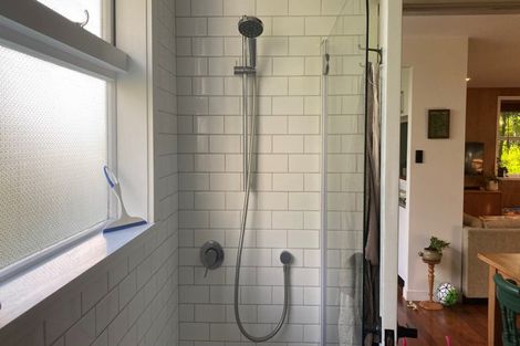 Photo of property in 41 Karaka Street, Helensville, 0800