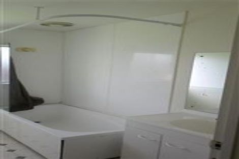 Photo of property in 25a Kelvin Road, Papakura, 2110