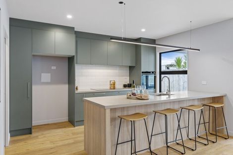 Photo of property in 13 Wexford Crescent, Halswell, Christchurch, 8025