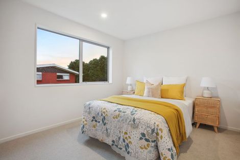Photo of property in 37b Sorrel Crescent, Bucklands Beach, Auckland, 2012