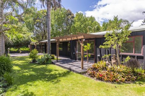 Photo of property in 31 Te Hapua Road, Te Horo, Otaki, 5581