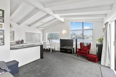 Photo of property in 2/697 Great North Road, Grey Lynn, Auckland, 1021