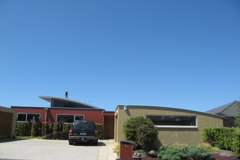 Photo of property in 26 Riverwood Boulevard, Redwood, Christchurch, 8051