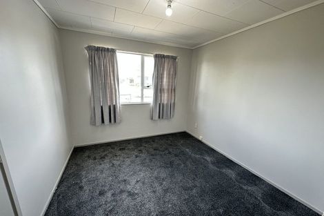 Photo of property in 4b John Walker Drive, Manurewa, Auckland, 2102