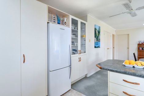 Photo of property in 10 Hawk Place, Welcome Bay, Tauranga, 3112