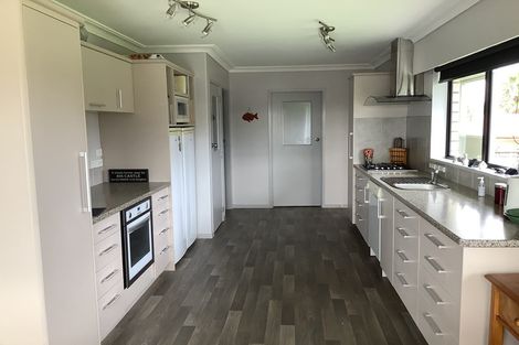 Photo of property in 4 Giles Way, Tanners Point, Katikati, 3177