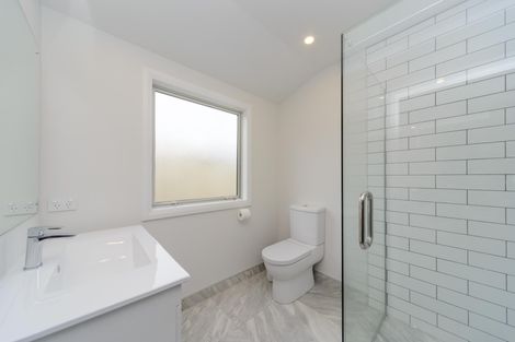 Photo of property in 28 Serenity Crescent, Kelvin Grove, Palmerston North, 4414