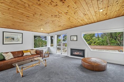 Photo of property in 6 Mollyhawk Place, Birkenhead, Auckland, 0626