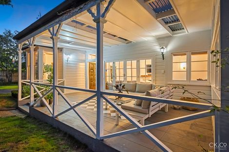 Photo of property in 2 Barton Road, Heretaunga, Upper Hutt, 5018