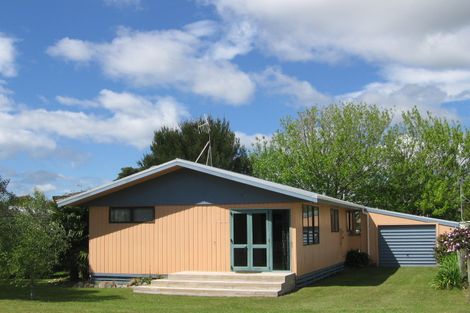 Photo of property in 47 Ocean View Road, Waihi Beach, 3611