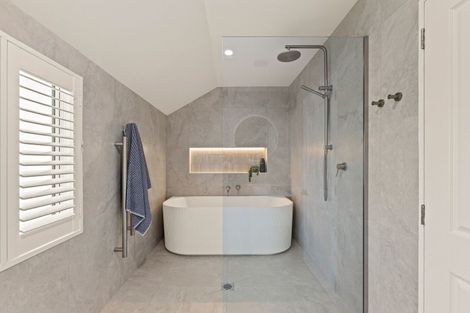 Photo of property in 138 Glandovey Road, Strowan, Christchurch, 8052