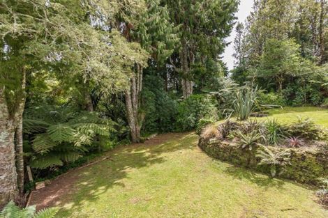 Photo of property in 467 Scenic Drive, Waiatarua, Auckland, 0612