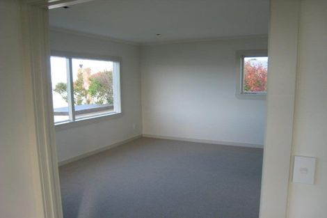 Photo of property in 81 Tiri Road, Tindalls Beach, Whangaparaoa, 0930