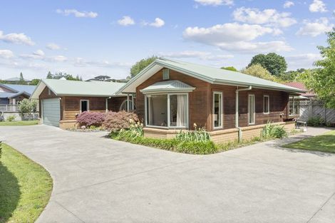 Photo of property in 14 Williamson Street, Cambridge, 3434