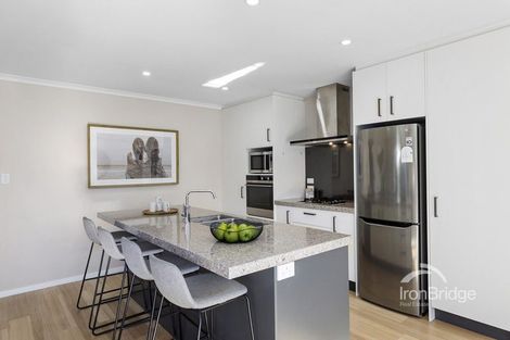 Photo of property in 40 Te Kaeaea Crescent, Wallaceville, Upper Hutt, 5018