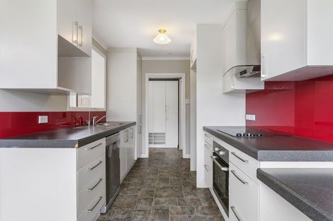 Photo of property in 8 Arimu Road, Papakura, 2110