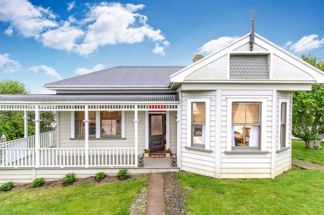 Photo of property in 12 Rata Street, Helensville, 0800