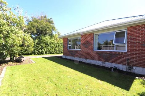 Photo of property in 38 Barnes Road, Redwood, Christchurch, 8051