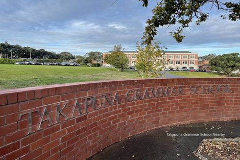 Photo of property in 1/31 Alamein Avenue, Belmont, Auckland, 0622