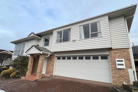 Photo of property in 14 Mcfetridge Place, Hillcrest, Auckland, 0627