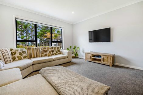 Photo of property in 3 Awatiro Drive, Kaukapakapa, 0871