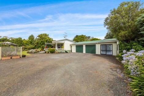 Photo of property in 5 Coles Road, Tuakau, 2121