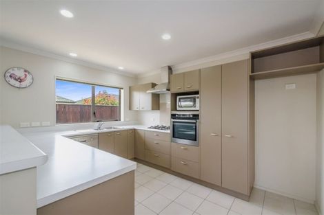 Photo of property in 16 Manhattan Court, Paraparaumu Beach, Paraparaumu, 5032