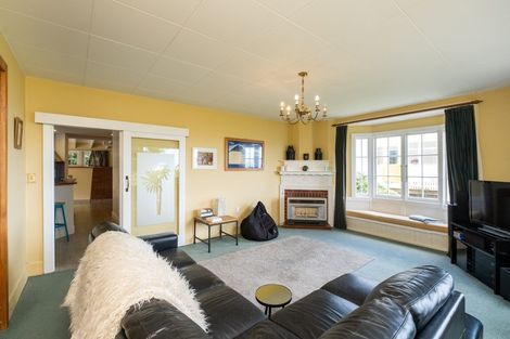 Photo of property in 11 Corry Avenue, Bluff Hill, Napier, 4110