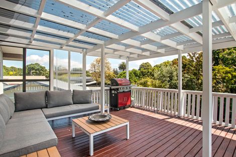 Photo of property in 54 Roretana Drive, Athenree, Katikati, 3177